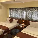 Abraj Hotel *