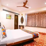 Fabhotel Mumbai Corporate Rooms Jb Nagar - Nr Mumbai International Airport
