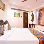 Fabhotel Mumbai Corporate Rooms Jb Nagar - Nr Mumbai International Airport