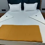Hotel Aqua Highway Residency