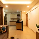 Cozy, Upscale 1 Bhk Apt Near Bkc