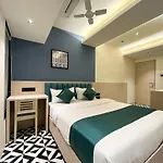 Bandra Hotel
