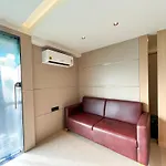 Bandra Hotel