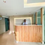 Bandra Hotel 3*