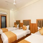 Hotel Bkc Minerva, Near Us Consulate