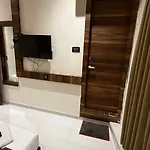 M E R I T O N T-2 Mumbai