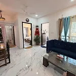 Stunning 1Bhk With View City View, Bandra West 601