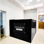 Super Townhouse Marol Near Mumbai Airport