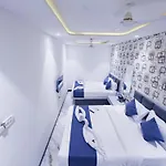 Flora Bed & Breakfast 3*