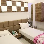 Magnum Airport T-2 Hotel