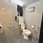 Independent Garden Cottage-bandra-carter Road *