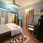 Independent Garden Cottage-bandra-carter Road * Mumbai