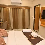 Hotel Galaxy Bkc