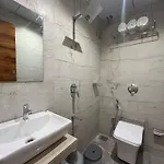 Grand Executive 2*