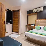 Skylink Hospitality Next To Amber Imperial Mumbai