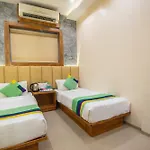 Skylink Hospitality Next To Amber Imperial Mumbai