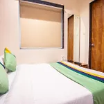 Skylink Hospitality Next To Amber Imperial Hotel Mumbai