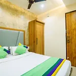 Skylink Hospitality Next To Amber Imperial 3* Mumbai