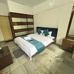 Urbannest Homes - Powai 3* Mumbai