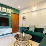 The Emerald Abode II Premium 1 Bed Condo Santacruz W