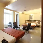 Samrat Hotel 3*