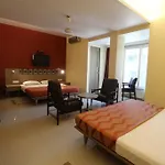 Hotel Samrat