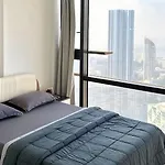 Sea & City