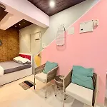Studio 105 Bhamala House, Near Boojee Cafe, Kantwadi, Bandra West