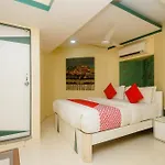 Collection O Grand Corp Hotel 3*