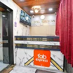 Via Gulshan Grand - Nr Gateway Of India