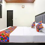 Via Gulshan Grand - Nr Gateway Of India 3*