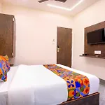 Hotel Fabhotel Gateway 2*