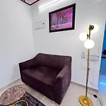 Fully Furnished 1Bhk Goregaon,Malad East