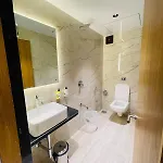 Hotel Double Crown Airport T2 Mumbai
