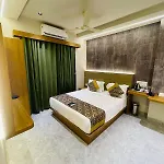 Double Crown Airport T2 Hotel 2*