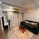 Apartment Carter Bay Peaceful Near The Shore, Bandra