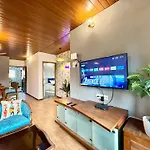 Lovely 3Bhk Serviced Apt Near Iskcon Temple, Juhu Mumbai