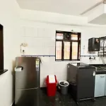 Lovely 3bhk Serviced Near Iskcon Temple, Juhu Mumbai