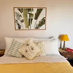 Apartment 5 Star Luxury Pool, Gym Near Airport Bkc *