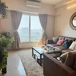 Apartment 5 Star Luxury Pool, Gym Near Airport Bkc *
