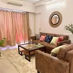 5 Star Luxury Pool, Gym Near Airport Bkc * Mumbai