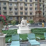 Apartment 5 Star Luxury Pool, Gym Near Airport Bkc Mumbai
