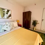 Apartment 5 Star Luxury Pool, Gym Near Airport Bkc Mumbai