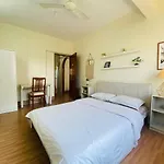 2 Bed 2 Bath Prime Bandra Sea Views 5