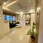 Apartment Chic Pad In Bandra West Mumbai