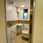 Chic Pad In Bandra West