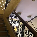 Chic Pad In Bandra West Mumbai