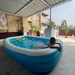 Hidden Gem With Pvt Terrace Bandra Apartment *