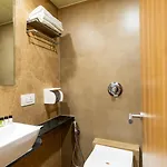 Hotel Galaxy Bkc