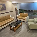 Hotel Galaxy Bkc